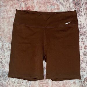 Nike Zenvy biker shorts size Large
